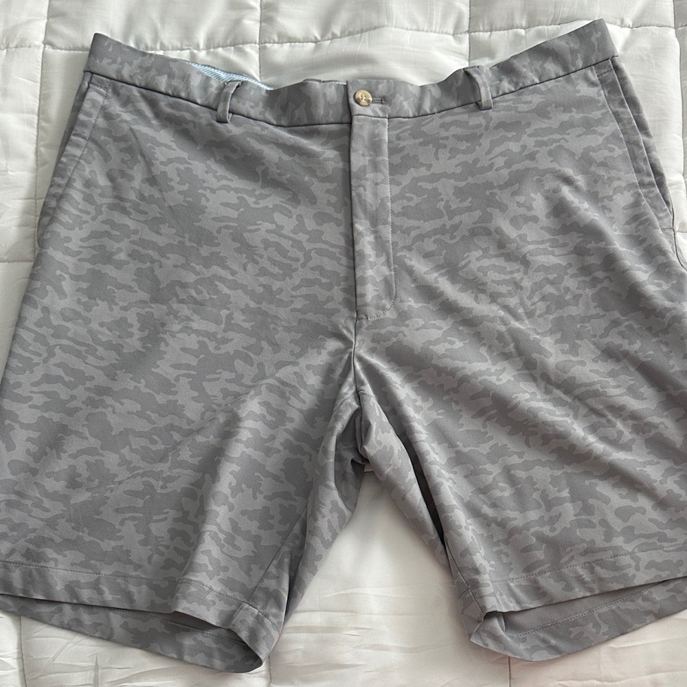 Peter Millar Gray Camo Flat Front Performance Shorts